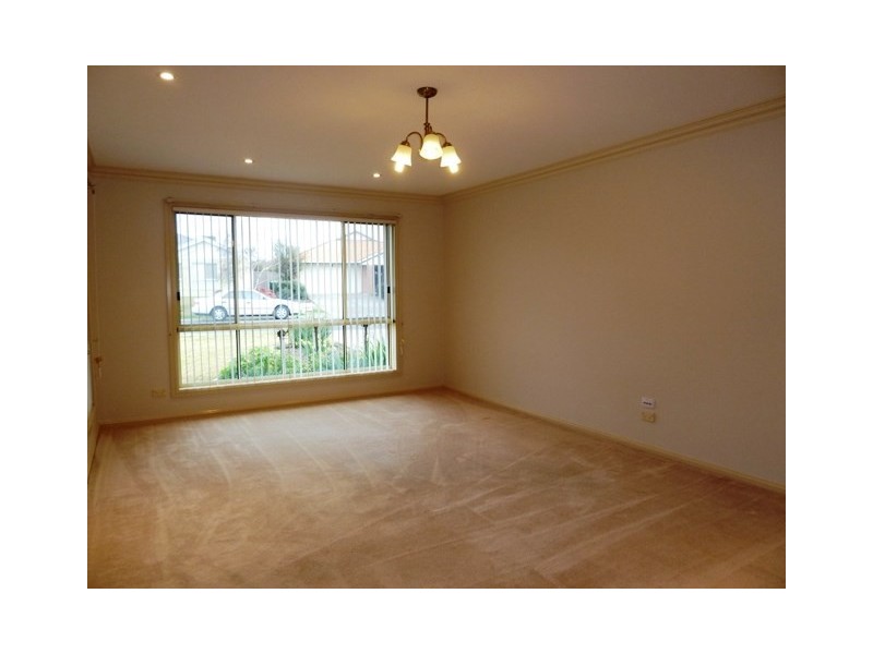 78 Paldi Crescent, Glenfield Park NSW 2650