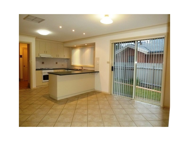 78 Paldi Crescent, Glenfield Park NSW 2650