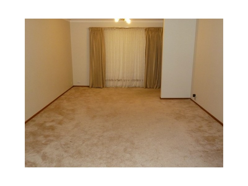 35 Brooklyn Drive, Wagga Wagga NSW 2650