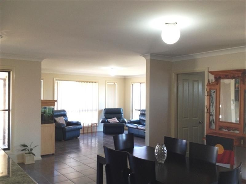 3/6 Yoogali Crescent, Glenfield Park NSW 2650