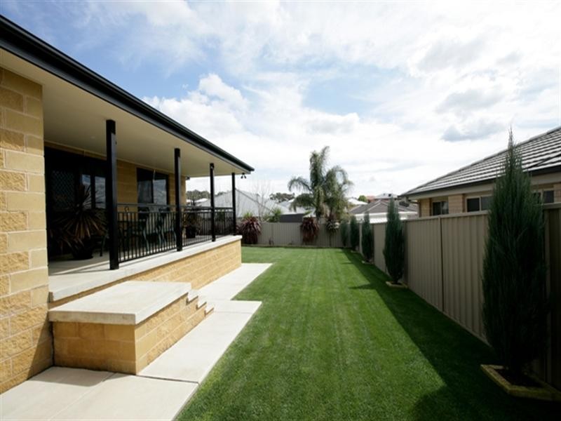 59 Yarrawah Crescent, Bourkelands NSW 2650