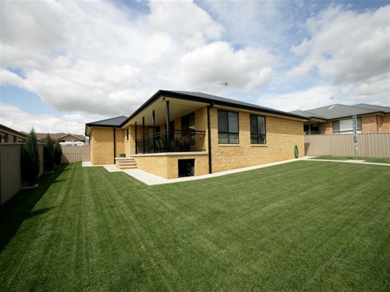 59 Yarrawah Crescent, Bourkelands NSW 2650