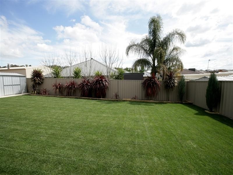 59 Yarrawah Crescent, Bourkelands NSW 2650