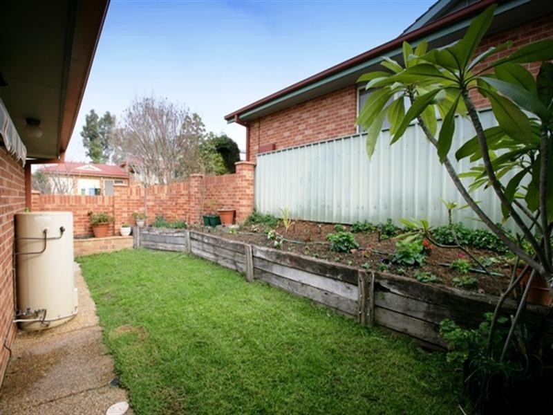 1/1 Minchin Place, Kooringal NSW 2650