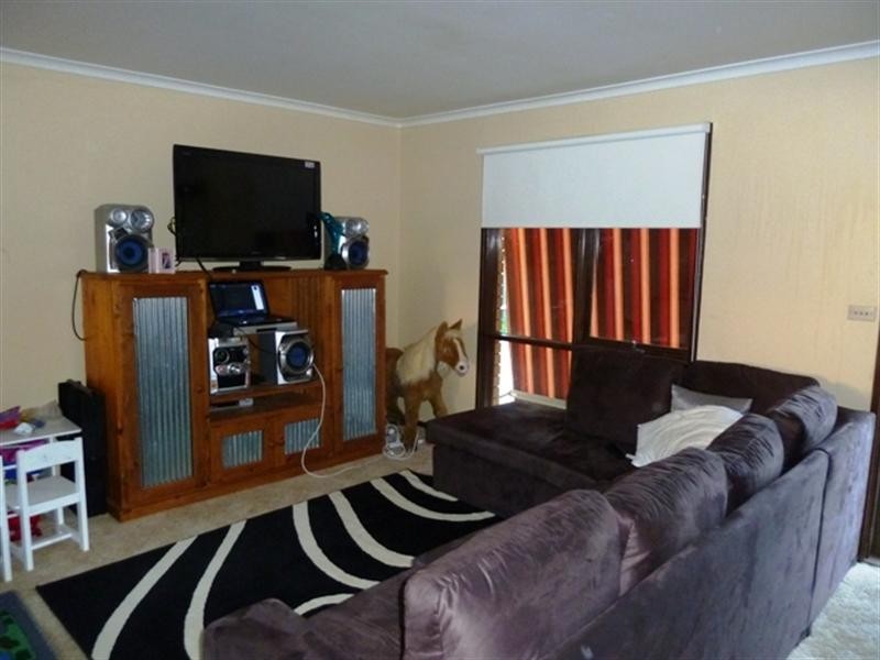 2/50 Geneva Crescent, Lake Albert NSW 2650