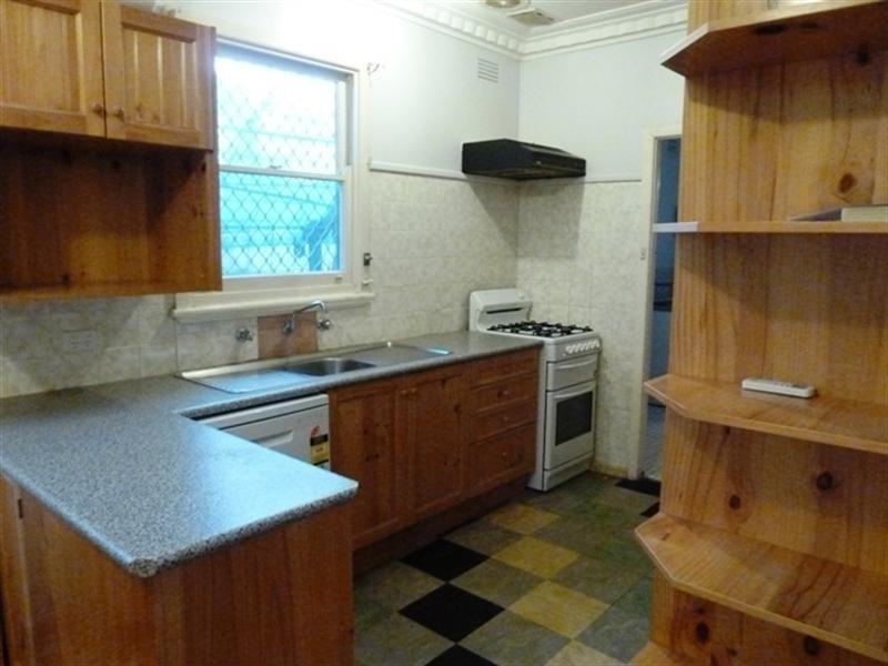 132 Meadow Street, Wagga Wagga NSW 2650