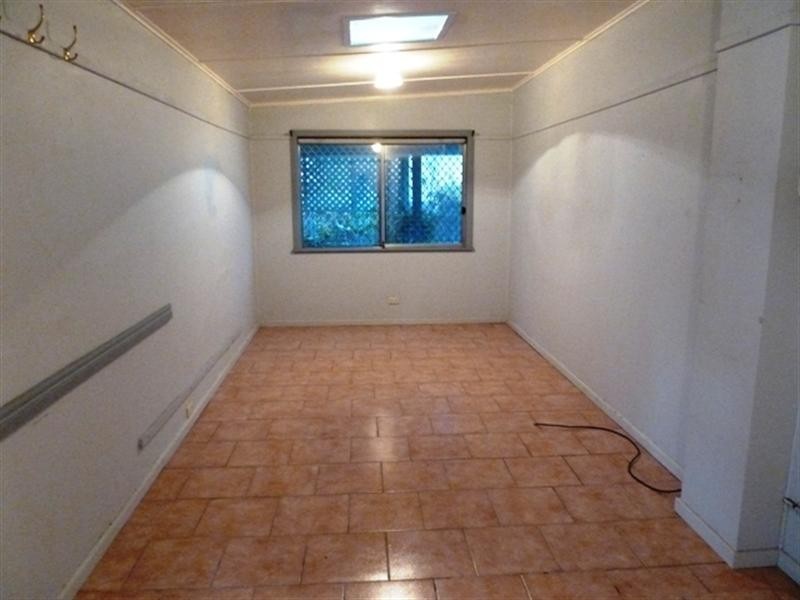 132 Meadow Street, Wagga Wagga NSW 2650