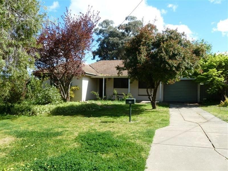 6 Marloo Crescent, Wagga Wagga NSW 2650