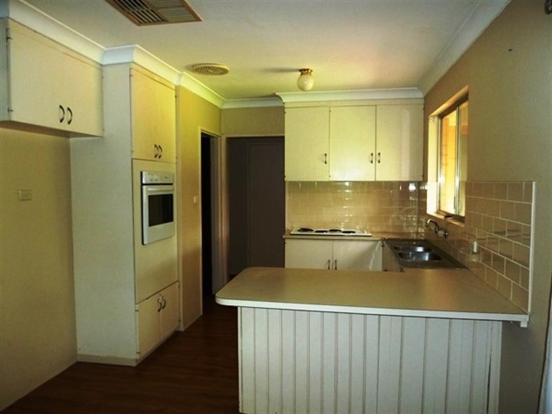 6 Marloo Crescent, Wagga Wagga NSW 2650