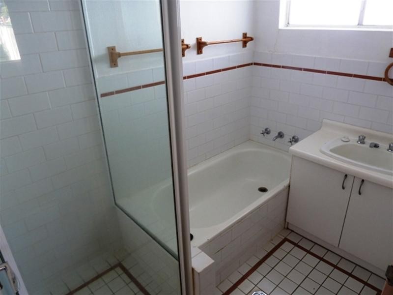 6 Marloo Crescent, Wagga Wagga NSW 2650