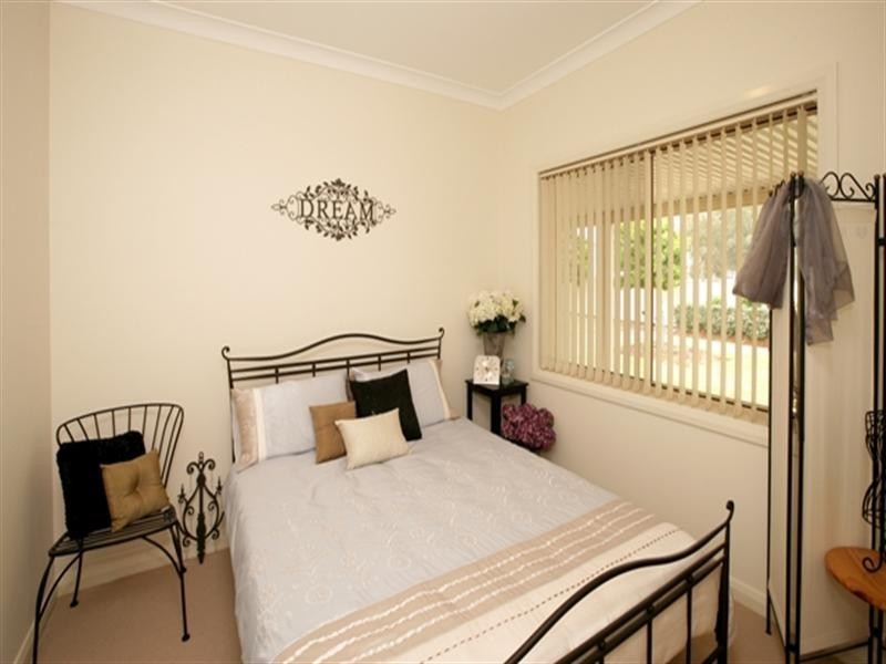 10 Centenary Drive, Marrar NSW 2652