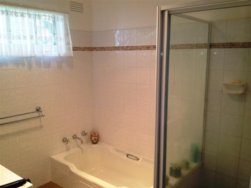 71 Meadow Street, Wagga Wagga NSW 2650