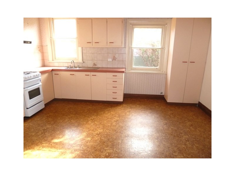 30 Dalton Street, Wagga Wagga NSW 2650