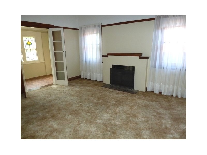 30 Dalton Street, Wagga Wagga NSW 2650