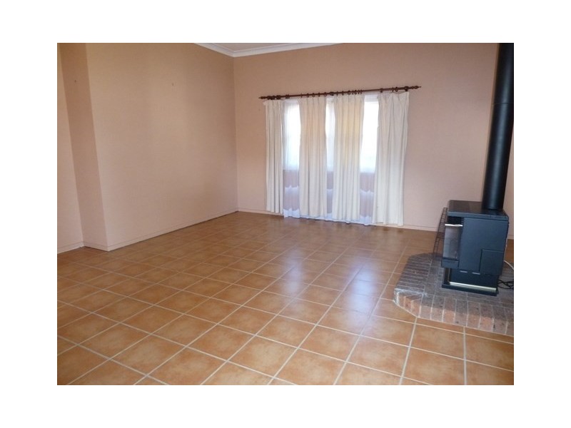 30 Dalton Street, Wagga Wagga NSW 2650