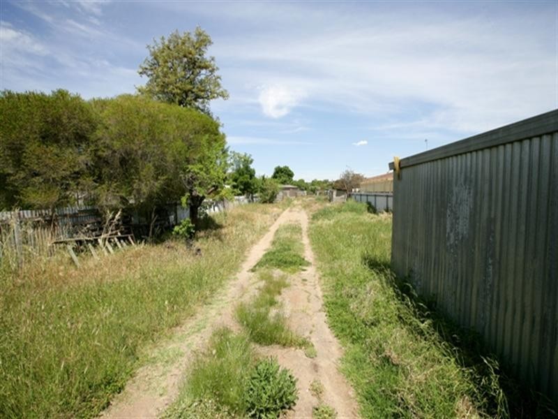 17 Albury Street, Wagga Wagga NSW 2650