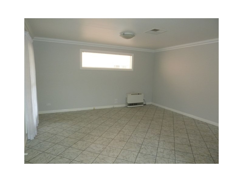 7 Morundah Street, Wagga Wagga NSW 2650