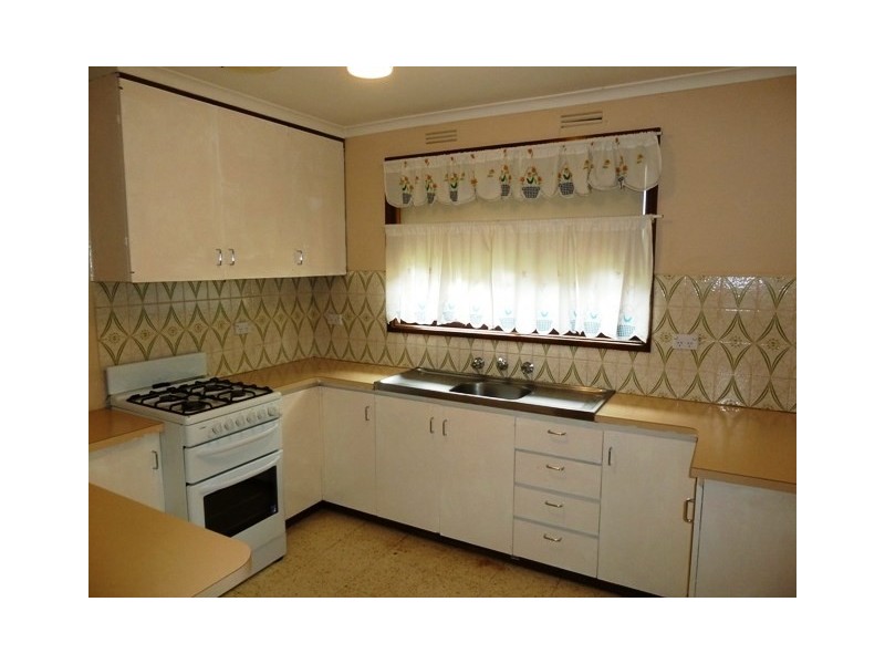 51 Jasmin Crescent, Lake Albert NSW 2650