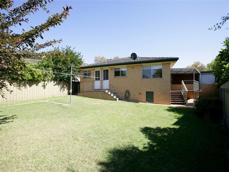 71 Meadow Street, Kooringal NSW 2650