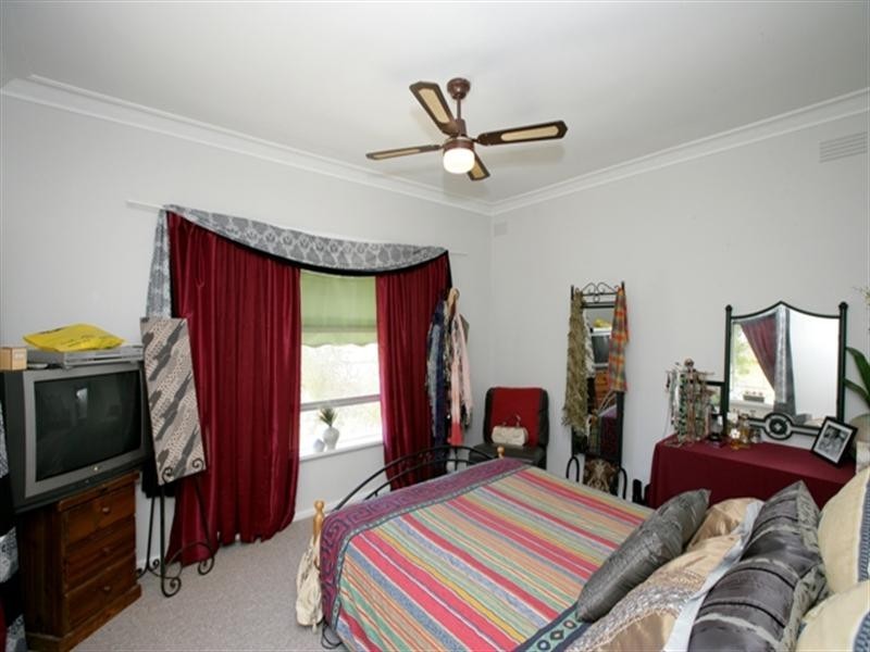 45 Tichborne Crescent, Kooringal NSW 2650