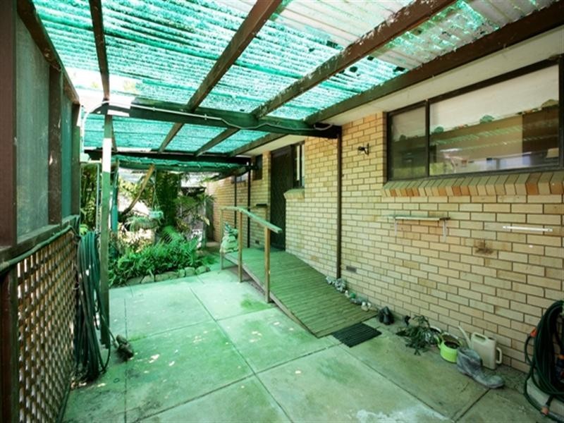 24 Jasmin Crescent, Lake Albert NSW 2650