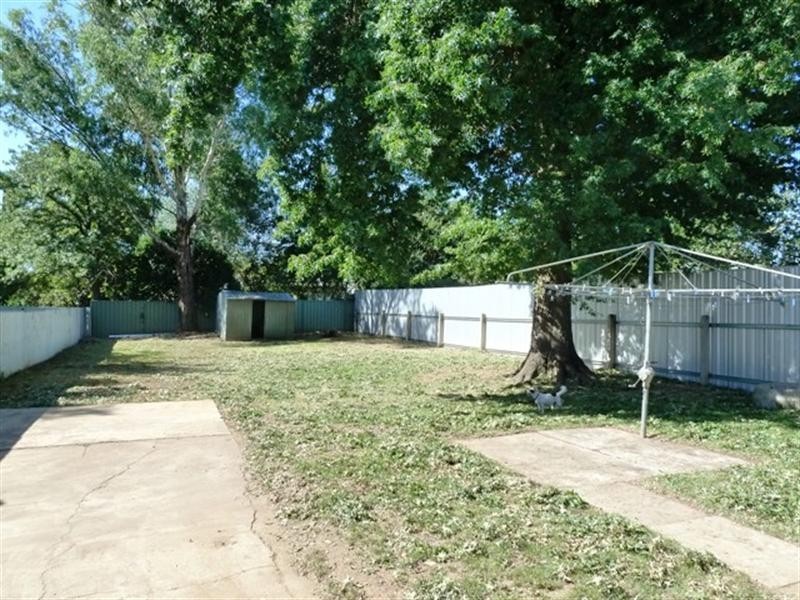 89a Urana Street, Wagga Wagga NSW 2650