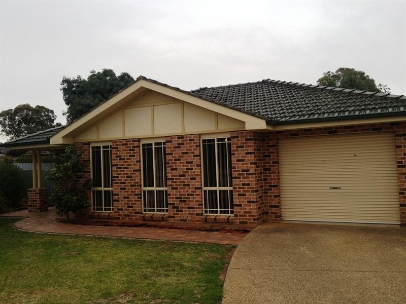 3/58 Cutler Avenue, Kooringal NSW 2650