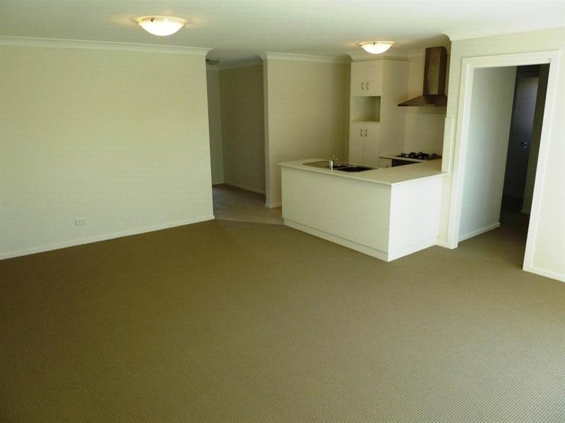 1/10 Mirrul Street, Wagga Wagga NSW 2650