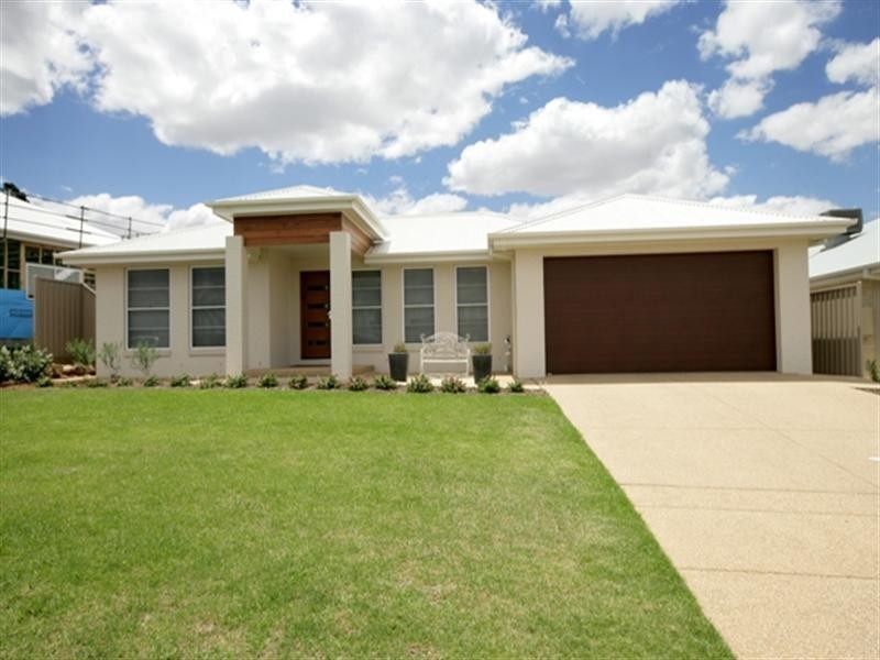 64 Brindabella Drive, Tatton NSW 2650
