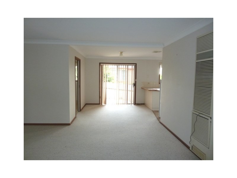 2/70 Brooklyn Drive, Wagga Wagga NSW 2650