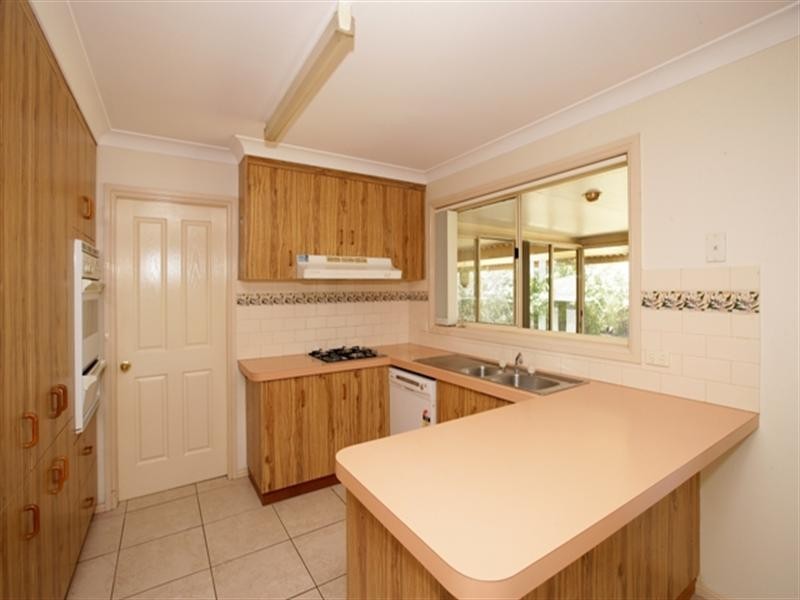 15 Kimberley Drive, Tatton NSW 2650