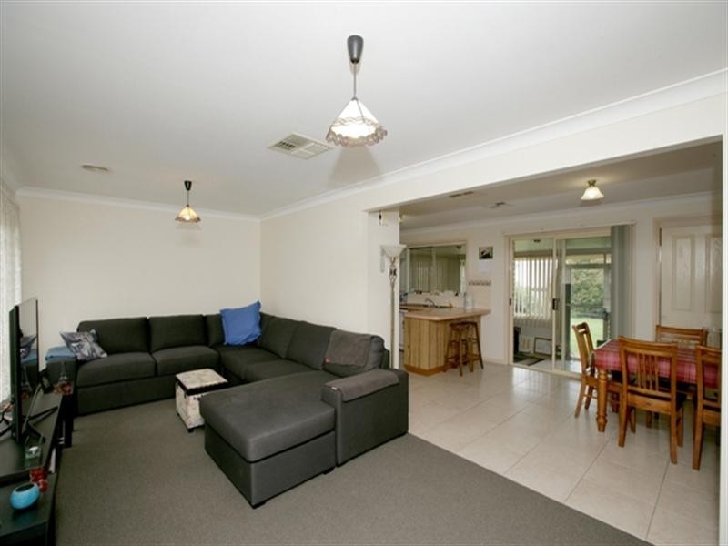 15 Kimberley Drive, Tatton NSW 2650