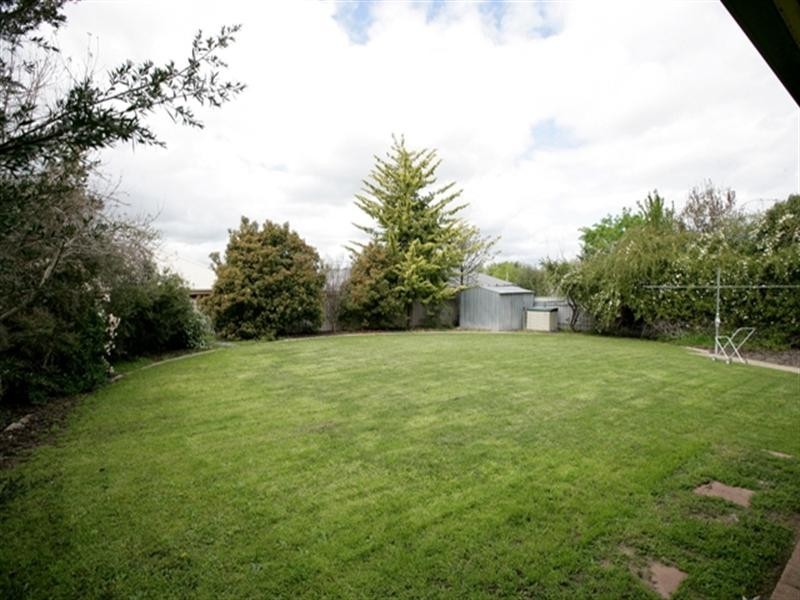 15 Kimberley Drive, Tatton NSW 2650