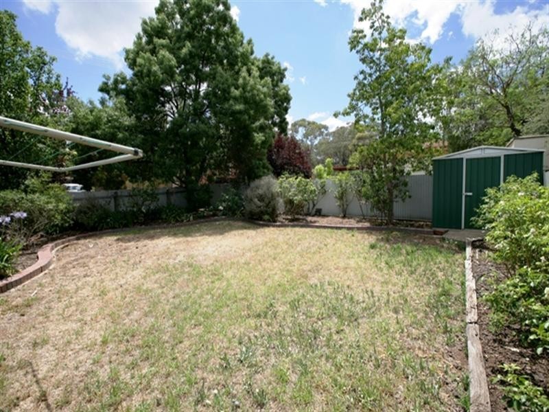 7 Waranga Avenue, Mount Austin NSW 2650