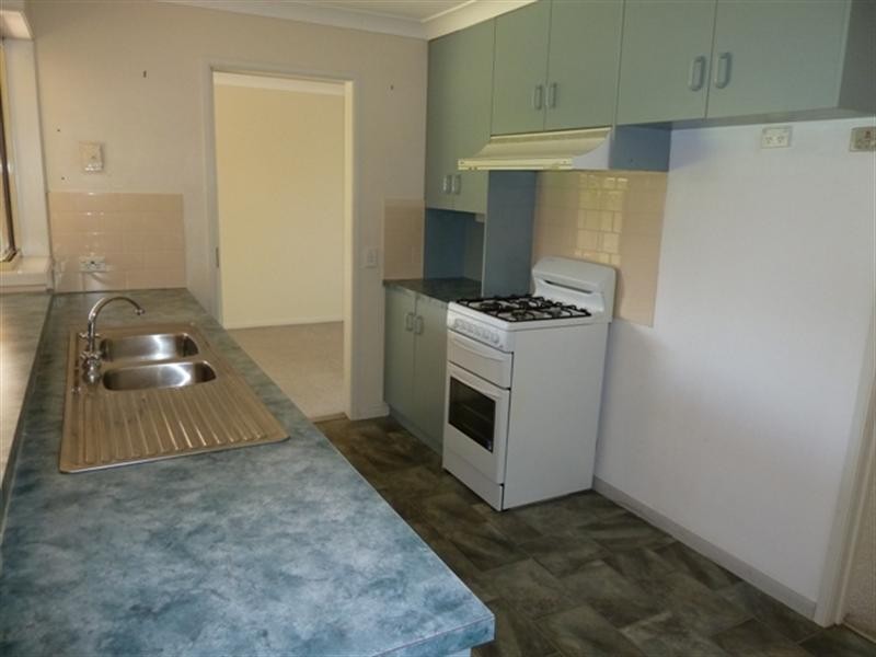 15 Kurrajong Avenue, Forest Hill NSW 2651