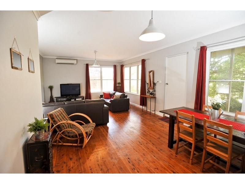 32 Rudd Street, Wagga Wagga NSW 2650