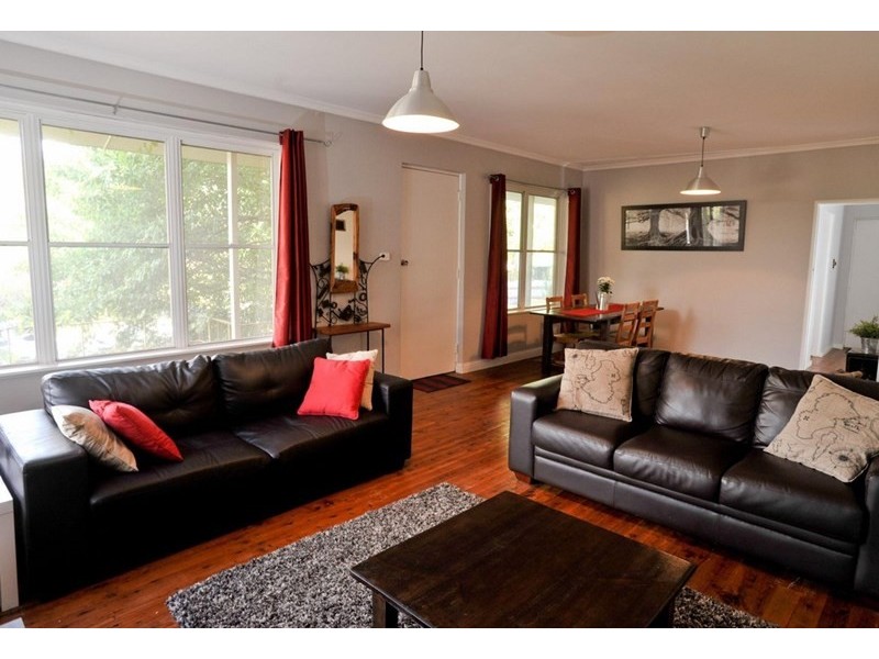 32 Rudd Street, Wagga Wagga NSW 2650