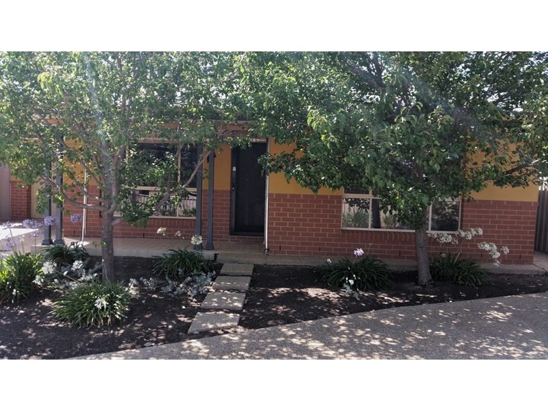 5/5 Barton Avenue, Wagga Wagga NSW 2650