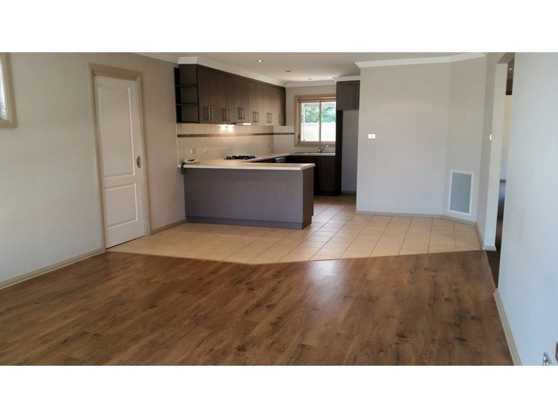 5/5 Barton Avenue, Wagga Wagga NSW 2650