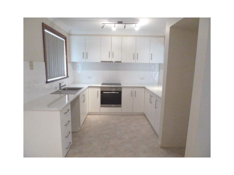 2 Huron Crescent, Wagga Wagga NSW 2650