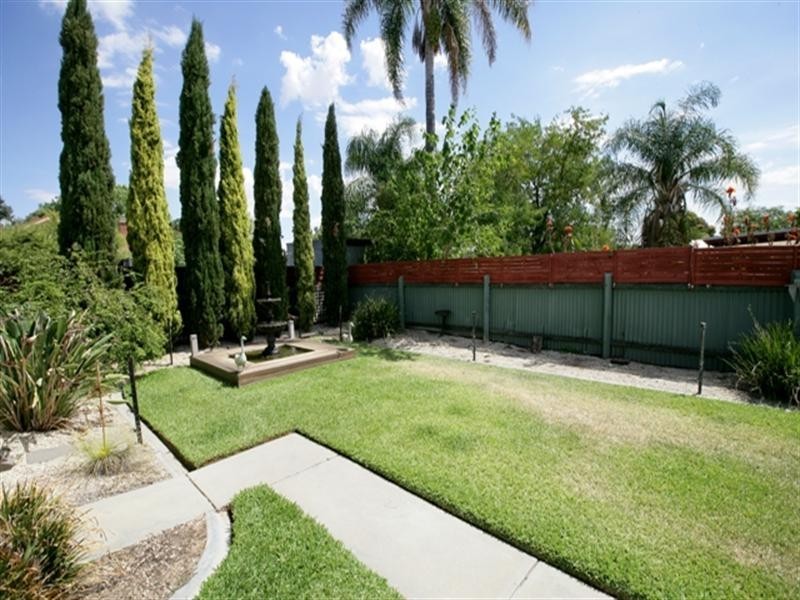 50 Gormly Avenue, Wagga Wagga NSW 2650
