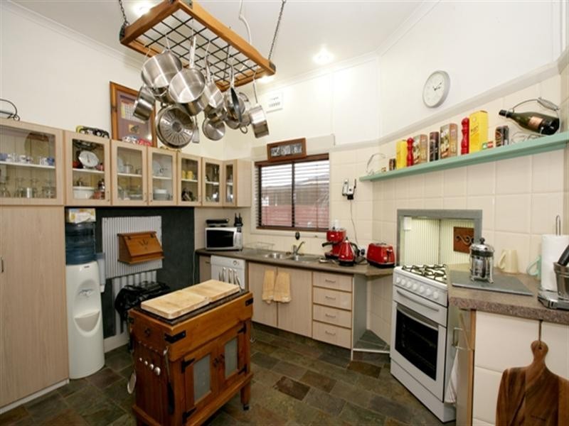 50 Gormly Avenue, Wagga Wagga NSW 2650