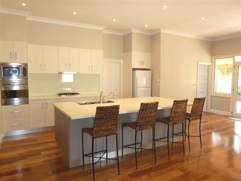 229 Kincaid Street, Wagga Wagga NSW 2650