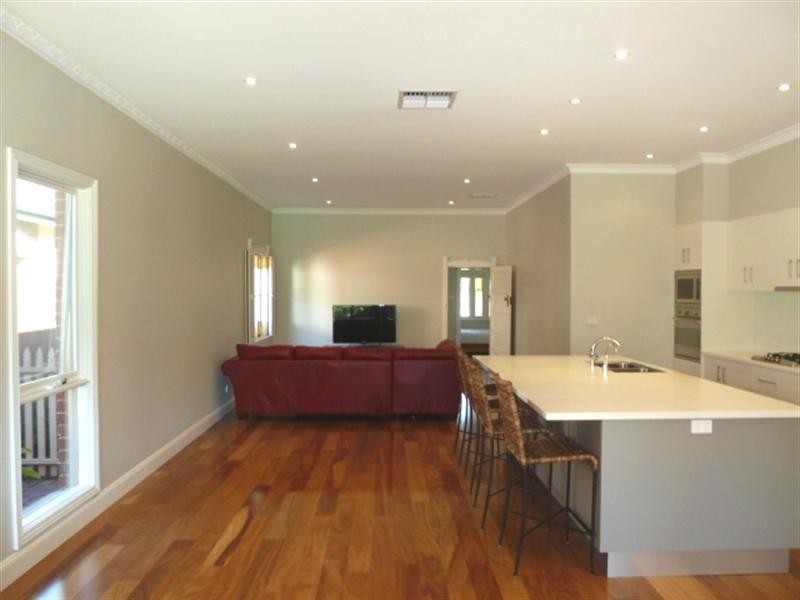 229 Kincaid Street, Wagga Wagga NSW 2650