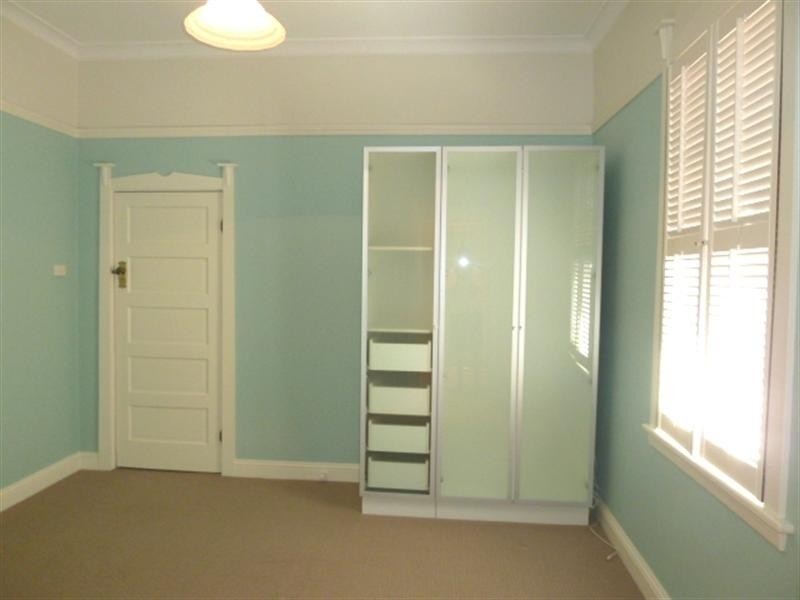 229 Kincaid Street, Wagga Wagga NSW 2650