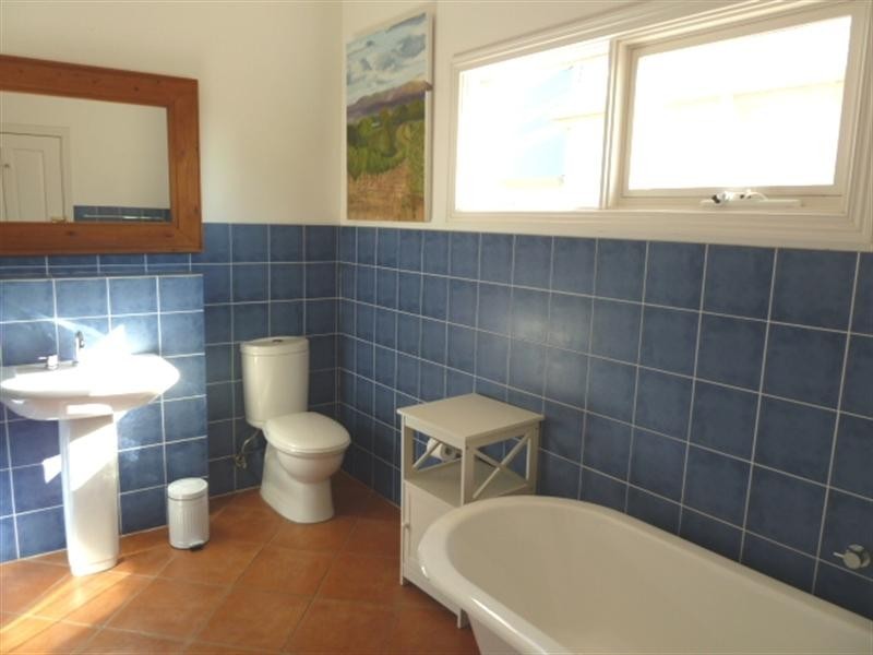 229 Kincaid Street, Wagga Wagga NSW 2650