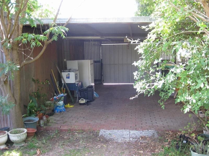 99 Tompson Street, Wagga Wagga NSW 2650