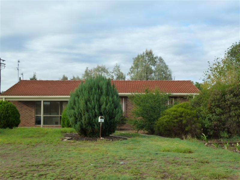 20 Incarnie Crescent, Wagga Wagga NSW 2650