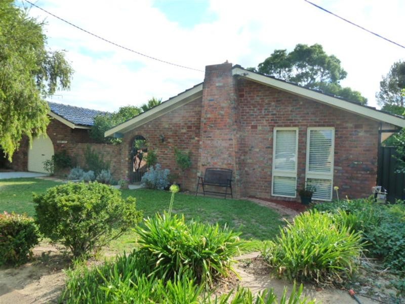 30 Inglis Street, Wagga Wagga NSW 2650