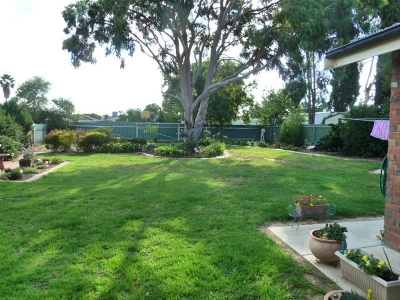 30 Inglis Street, Wagga Wagga NSW 2650